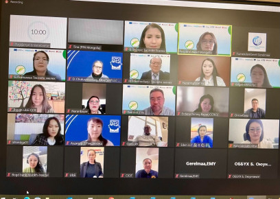 Европын Холбооны СВИЧ-Эйшиа хөтөлбөрийн санхүүжилтээр Пипл ин Нийд ОУТББ, Монголын Тогтвортой Санхүүгийн Холбоо ТББ, Хөгжлийн Шийдэл ТББ болон Каритас Чех Репаблик ОУТББ-ууд хамтран хэрэгжүүлж буй “Эдийн засгийн ногоон шилжилт” (Switching on the Green Economy) төслийн хүрээнд Эко тэмдэг, ногоон баталгаажуулалтын схем” боловсруулах ажил эхэллээ.