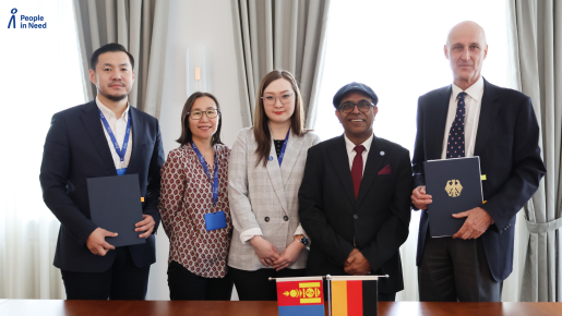 Ambassador of the Federal Republic of Germany, Helmut Kulitz, and B. Mungunkhishig, the Country Director for People in Need INGO, signed a contract today to implement the "REACH" humanitarian assistance programme in Bayan-Olgii and Khovd provinces, supported by joint funding.